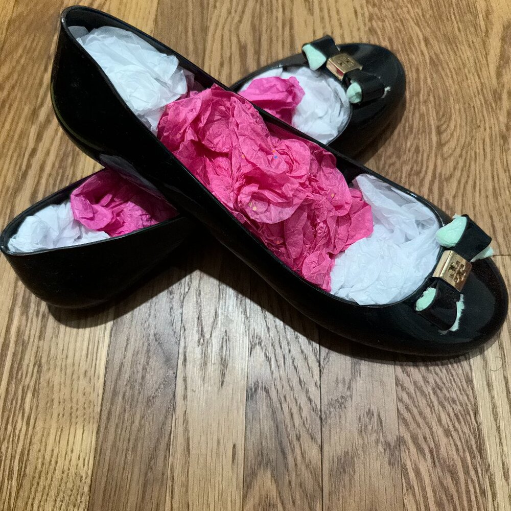 Tory Burch Jelly Bow Flats New in Box (Size 8)